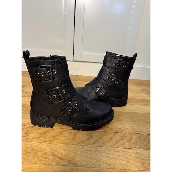 SO Shoes - SO Combat Boots